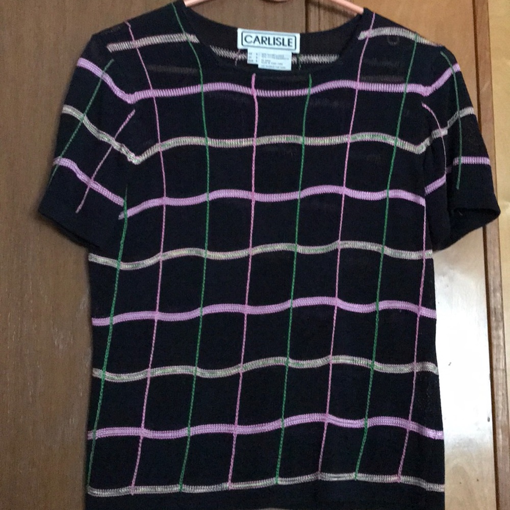 Light weight sweater top